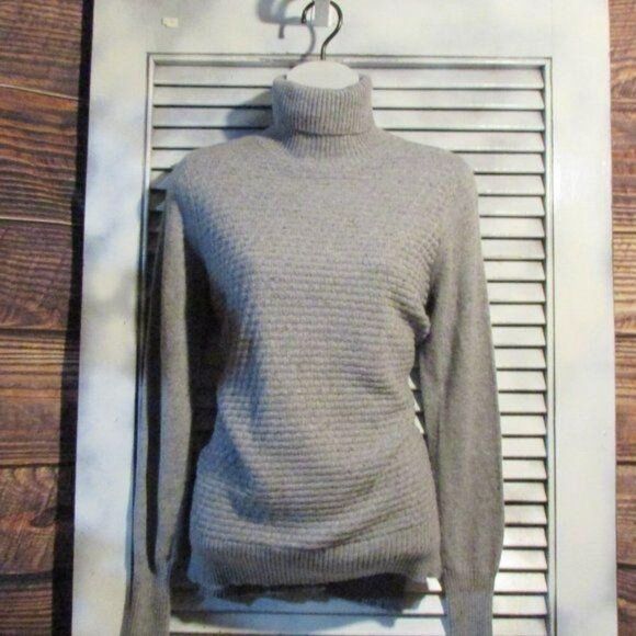 C+C California XS Merino Wool Blend Sweater - Picture 2 of 11